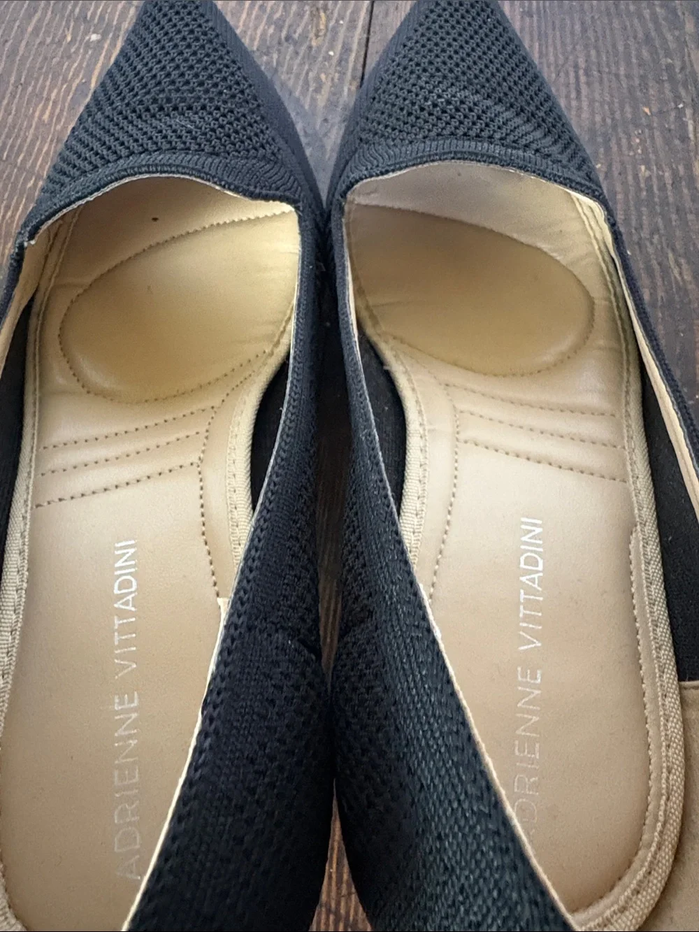 Adrienne Vittadini Skippy Black Pointed-Toe Kitten Heel Pumps Flexible Size 8